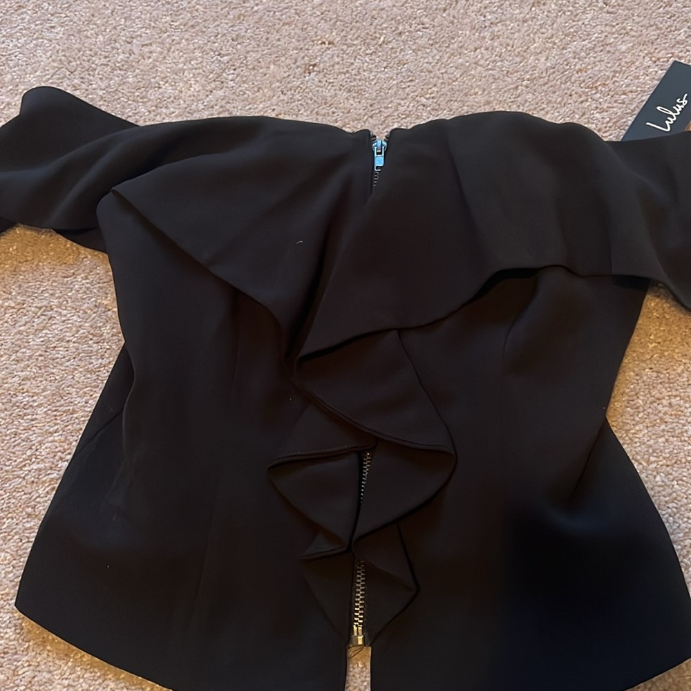 BRAND NEW Lulus top - Picture 2 of 5